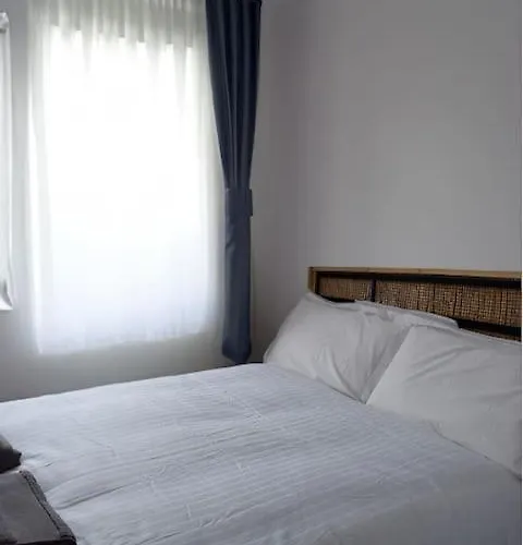 Centre Next To Temple Bar 3 Bed Apartman