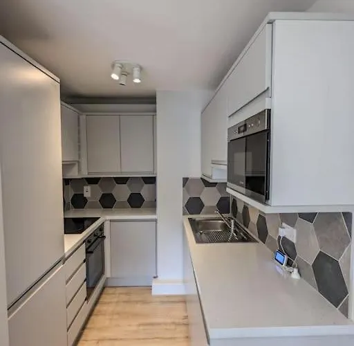 Centre Next To Temple Bar 3 Bed Dublin